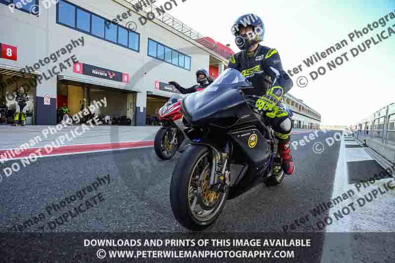 cadwell no limits trackday;cadwell park;cadwell park photographs;cadwell trackday photographs;enduro digital images;event digital images;eventdigitalimages;navarra;no limits trackdays;peter wileman photography;racing digital images;trackday digital images;trackday photos